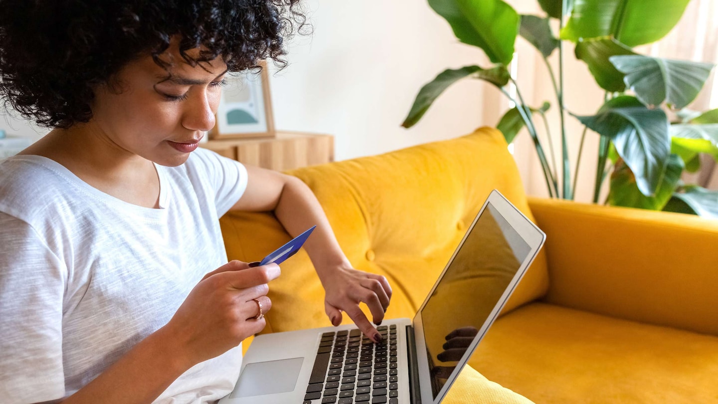 Setting Up a Credit Cards Spending Limits Chase