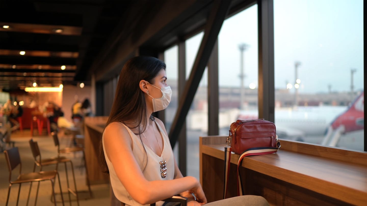 Are There Priority Pass Participating Lounges in LAX Airport? Chase